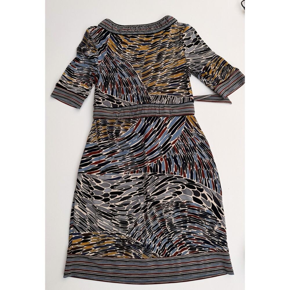 BCBG MaxAzria Abstract-Print Belted Dress – Size XS - Picture 10 of 10